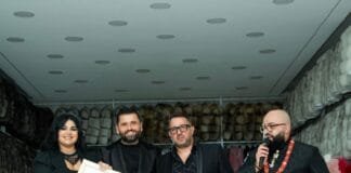 IL CAVALIERE MICHELE CUTRO PREMIA GIUSEPPE RAIA COME ECCELLENZA IMPRENDITORIALE