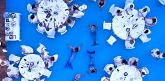 Dieci anni di eccellenza a Villa ReNoir: il trionfo del White Dinner Water Show tra mondanità e milioni di visualizzazioni